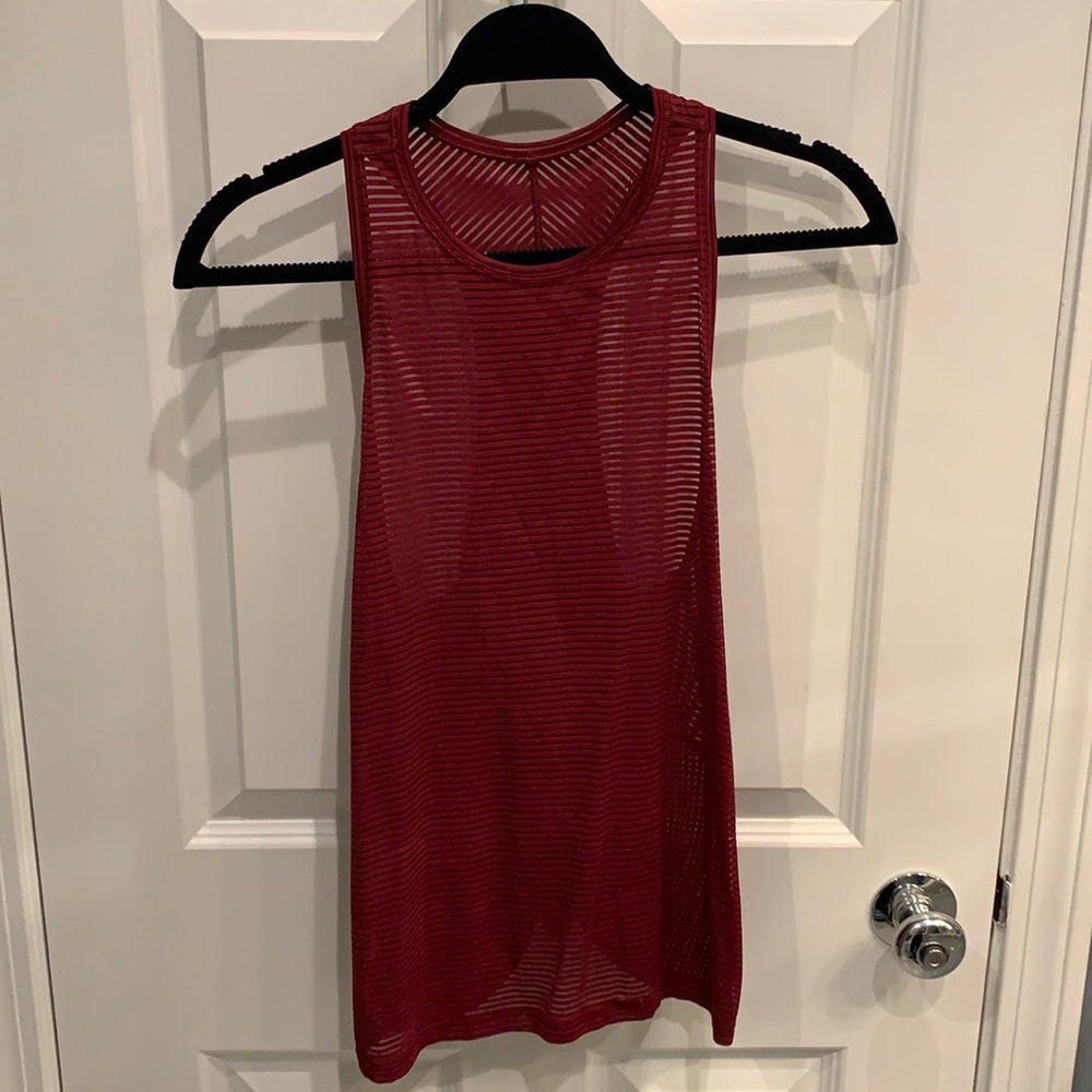 Lululemon tank top